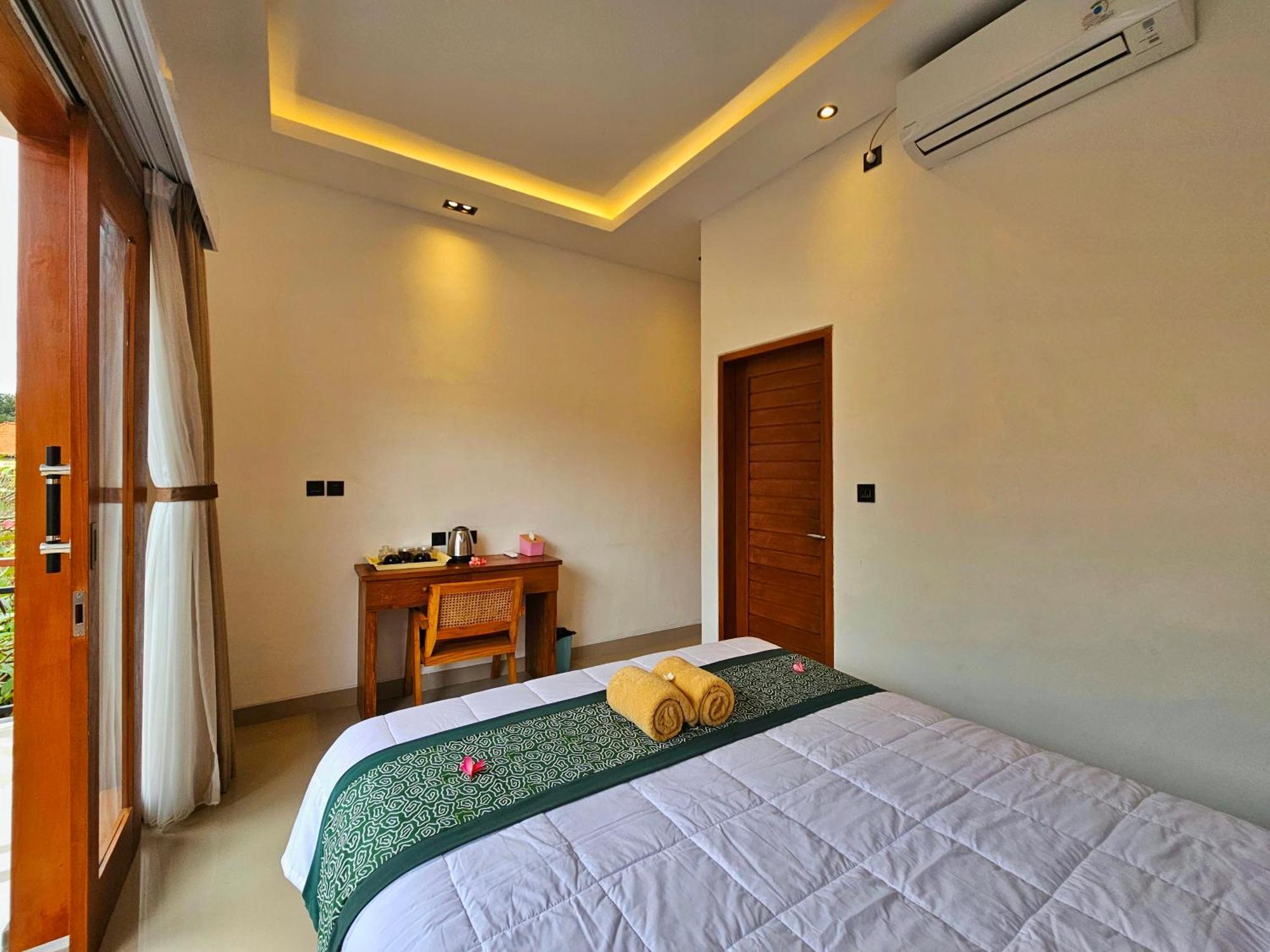 Dewi Putri House Hotel Ubud  Ngoại thất bức ảnh